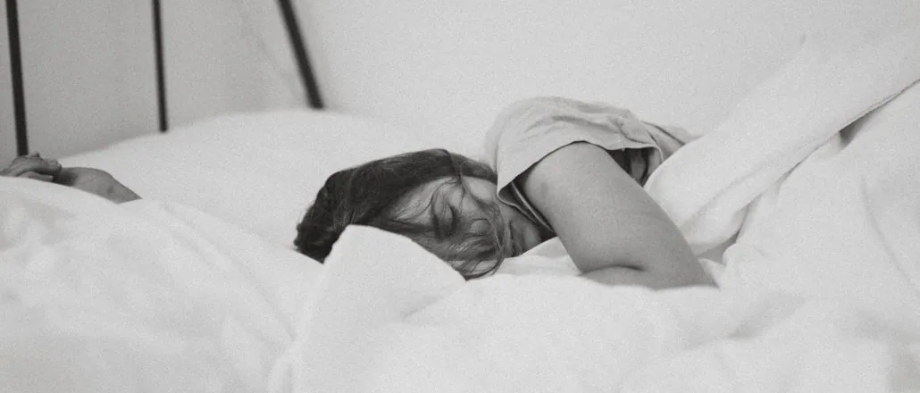 A demonstration of how difficult it is to sleep without kanha.